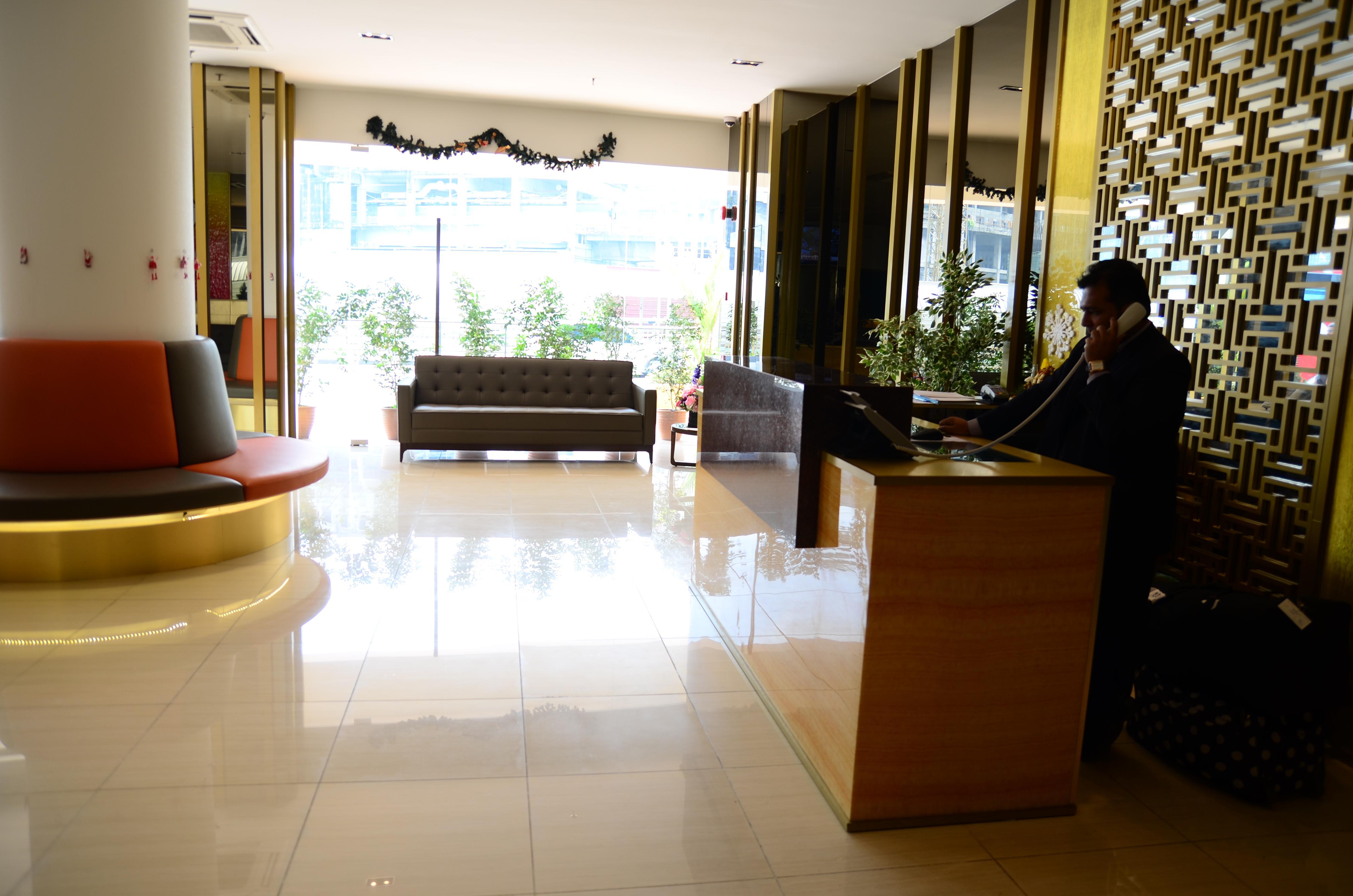 Sakura Elite Hotel 3*