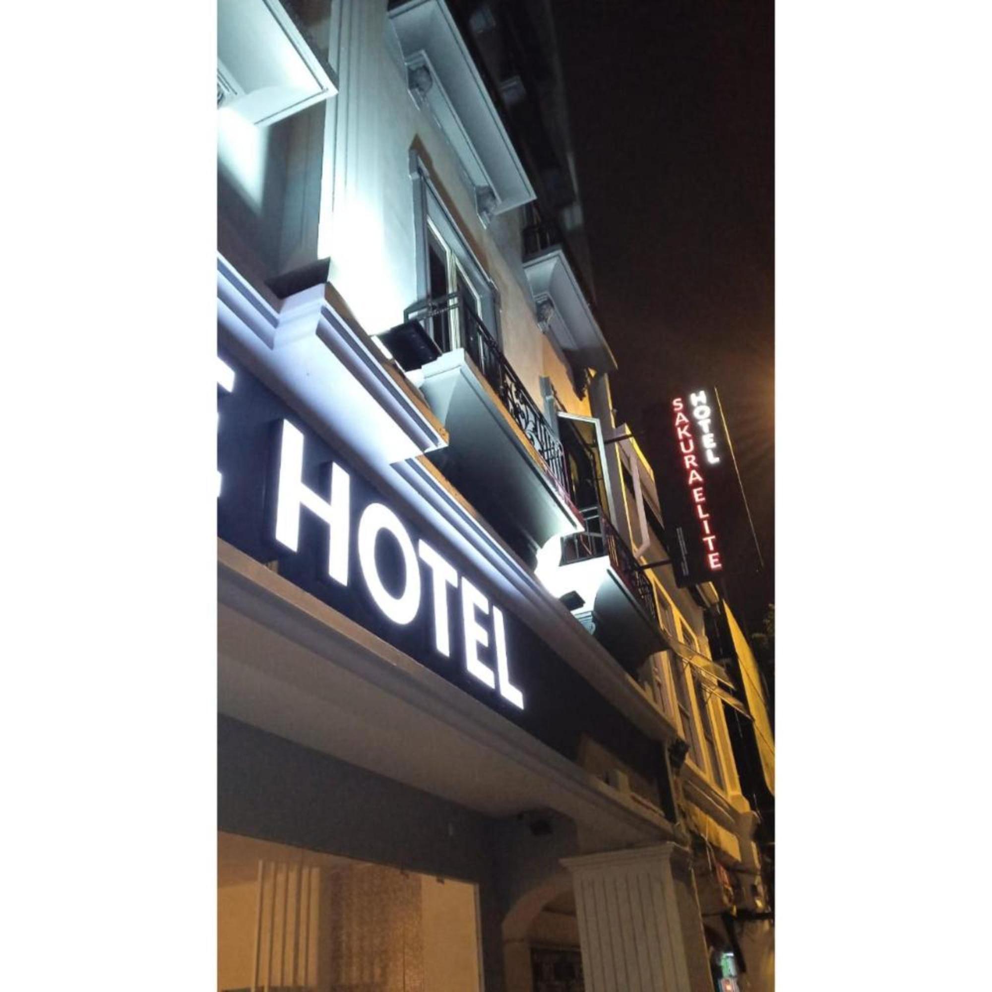 Sakura Elite Hotel 3*