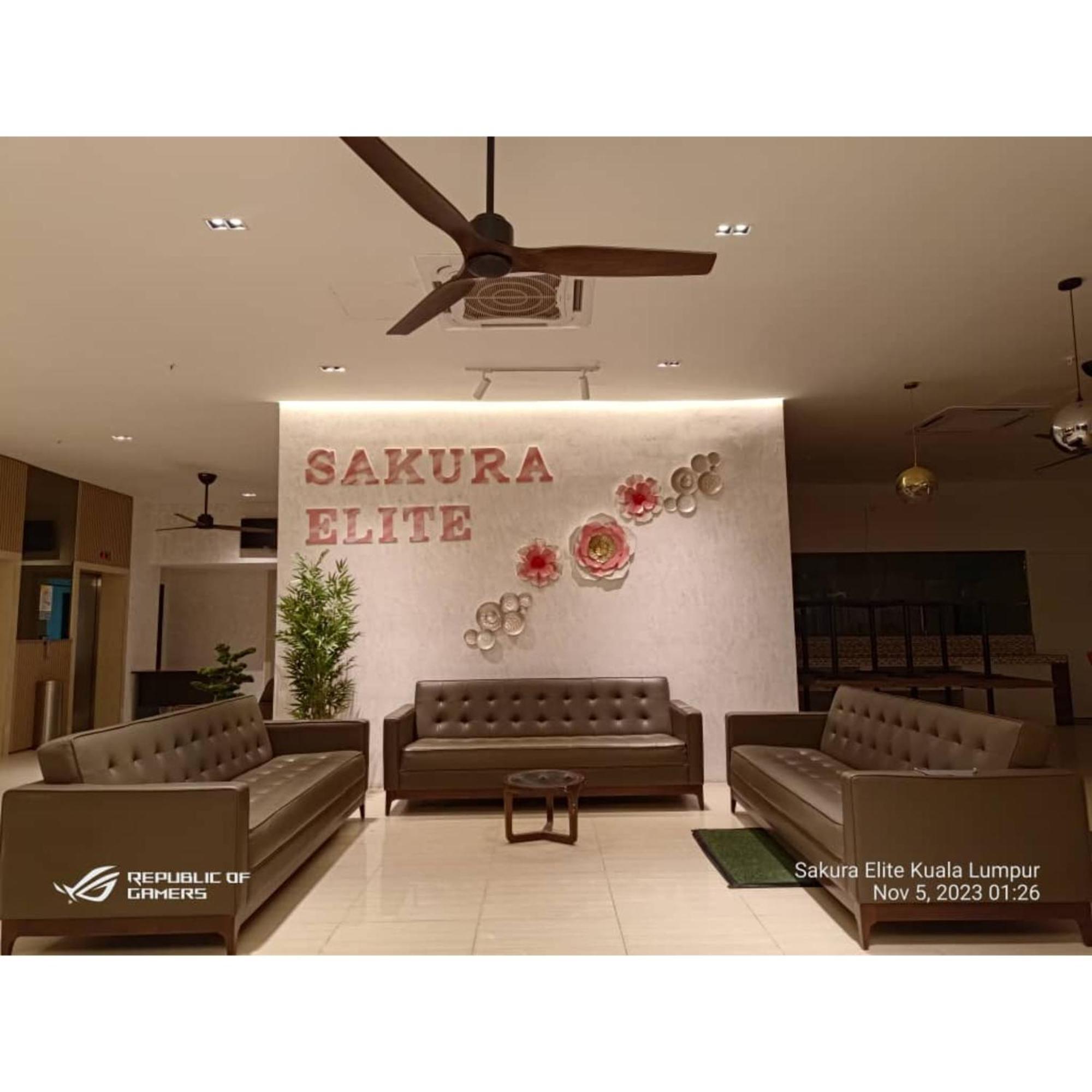 Sakura Elite